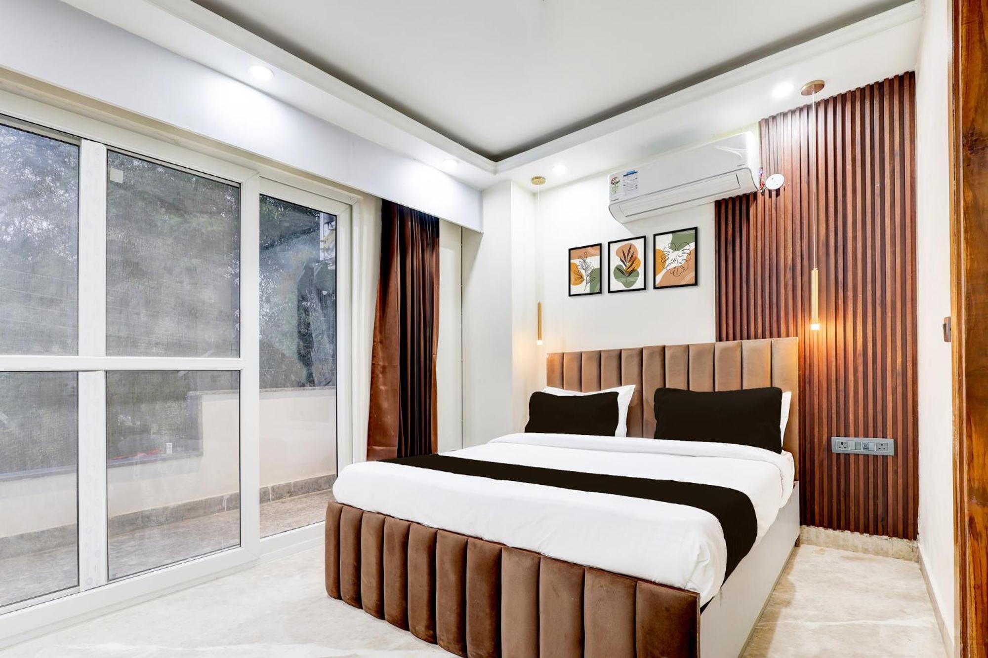 Super Hotel O Sector 43 Gurgaon Eksteriør billede